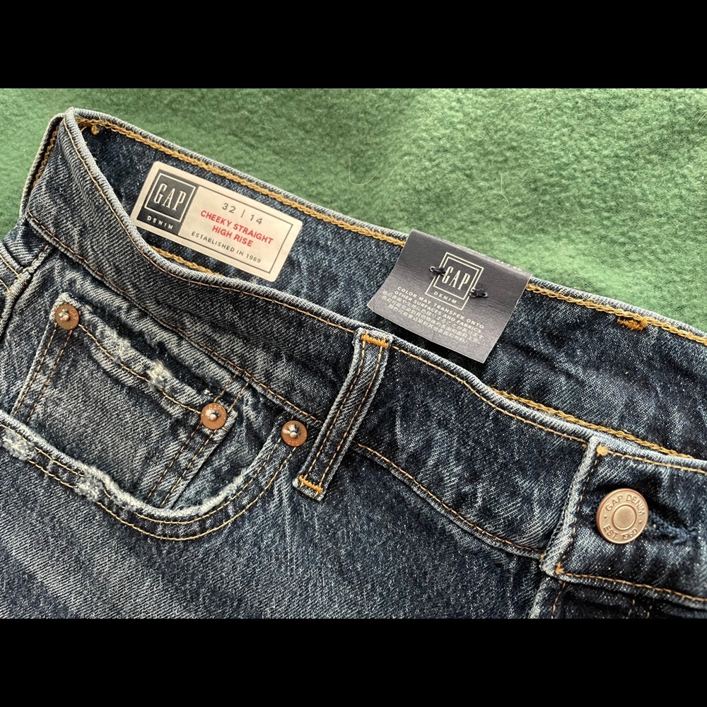 Gap Cheeky Straight High Rise Denim Jeans - Picture 5 of 15